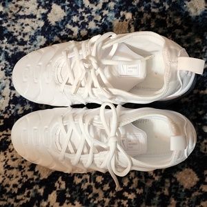 White Vapor Air Max Size 7.5